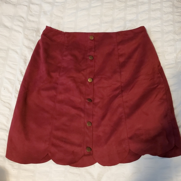 LC Lauren Conrad Dresses & Skirts - LIKE NEW Lauren Conrad Suede Skirt - Burgundy